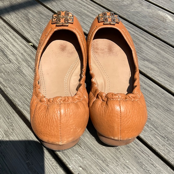 Tory Burch MINNIE TRAVEL Malinda BALLET Flats Royal Tan/Gold Style 30432 5930 🥿 - Picture 4 of 7